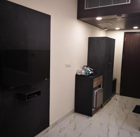 Quarto Superior Individual, Pk Residency
