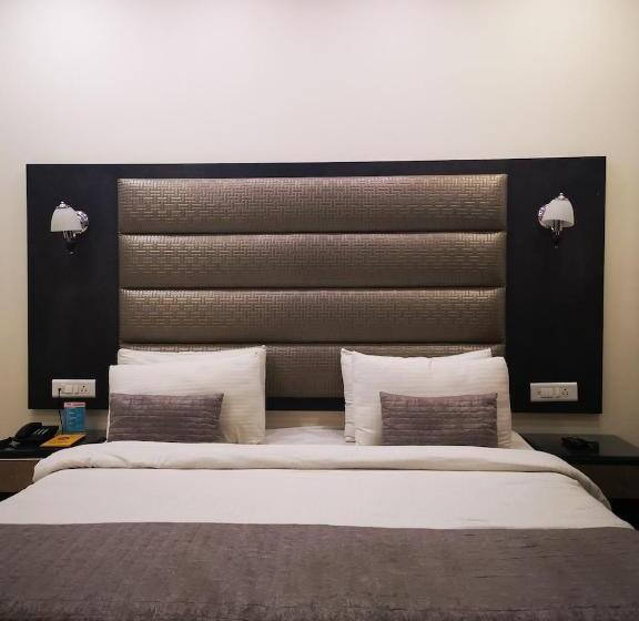 Quarto Estandar Individual com Sacada, Pk Residency