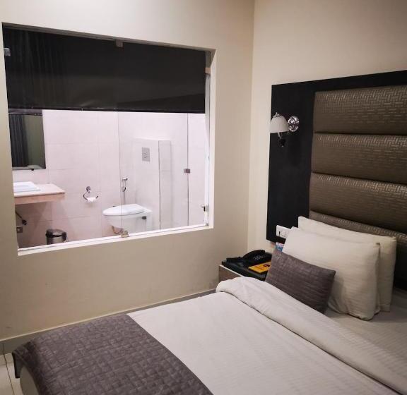 Номер Deluxe Кровать Кинг, Pk Residency