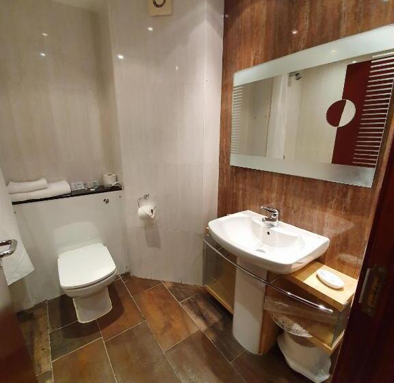 Quarto superior, Towers Hotel & Spa