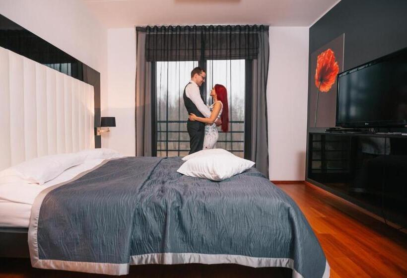 سوییت لوکس, Gmp Clubhotel Apartments