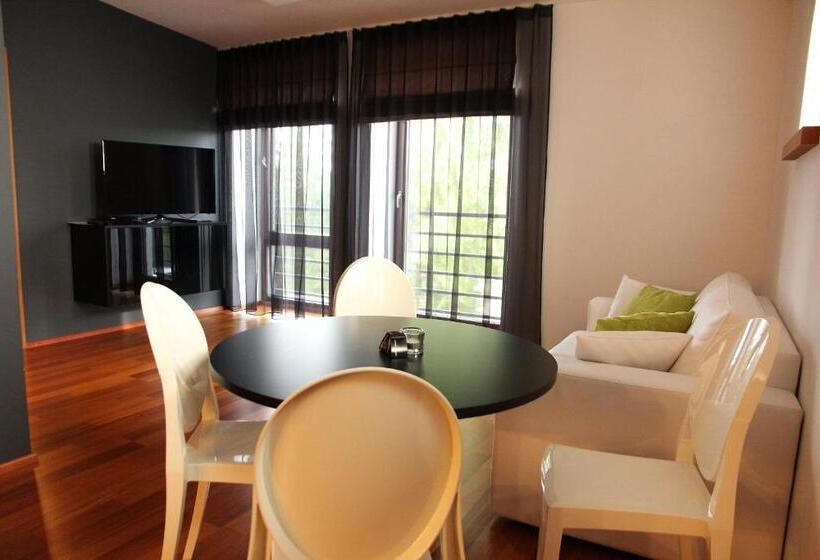 سوییت, Gmp Clubhotel Apartments