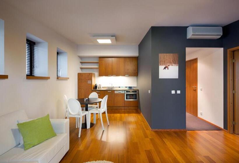 سوییت, Gmp Clubhotel Apartments