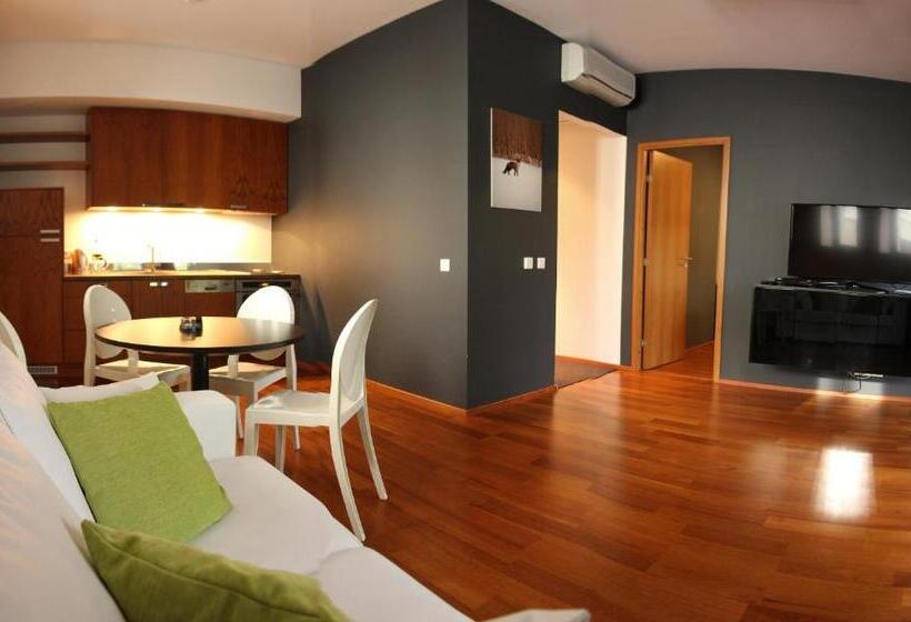 سوییت, Gmp Clubhotel Apartments