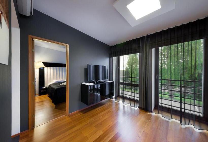 سوییت, Gmp Clubhotel Apartments