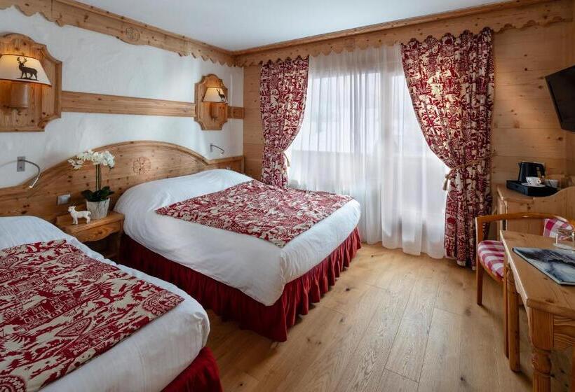 חדר סטנדרט לשלושה, Chalethôtel Neige Et Roc, The Originals Relais