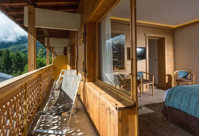 スイート, Chalethôtel Neige Et Roc, The Originals Relais
