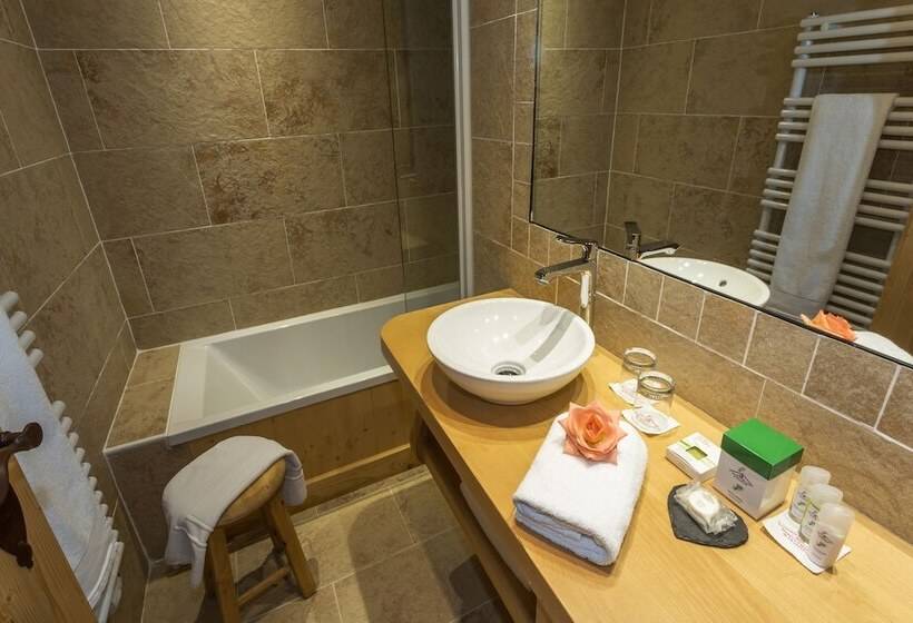 חדר סופריור, Chalethôtel Neige Et Roc, The Originals Relais
