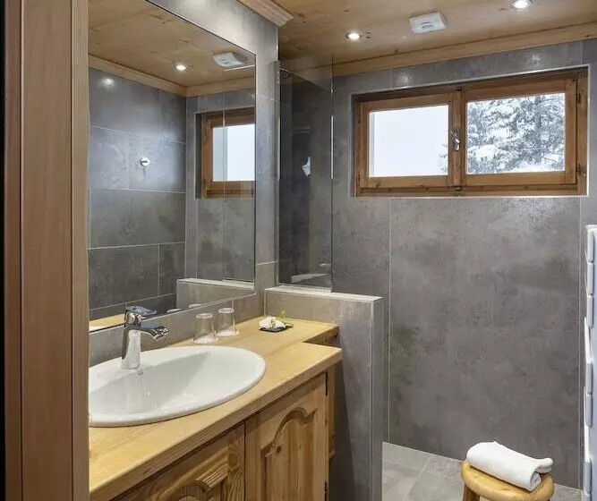 スタンダードルーム, Chalethôtel Neige Et Roc, The Originals Relais