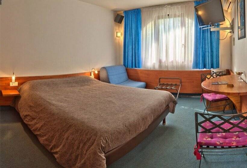 스탠다드 트리플 룸, Dauphin Blanc