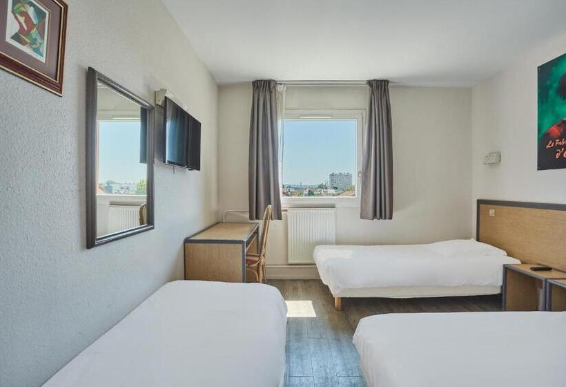 스탠다드 트리플 룸, Hôtel Cinépole   Proche Paris