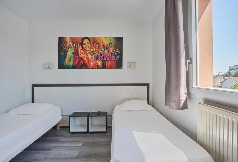 스탠다드 룸, Hôtel Cinépole   Proche Paris