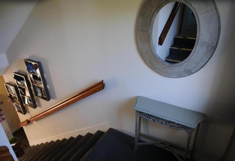 Классический Номер, Du Moulin