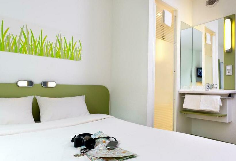 Номер Стандарт Трехместный, Ibis Budget Lyon Est Chaponnay