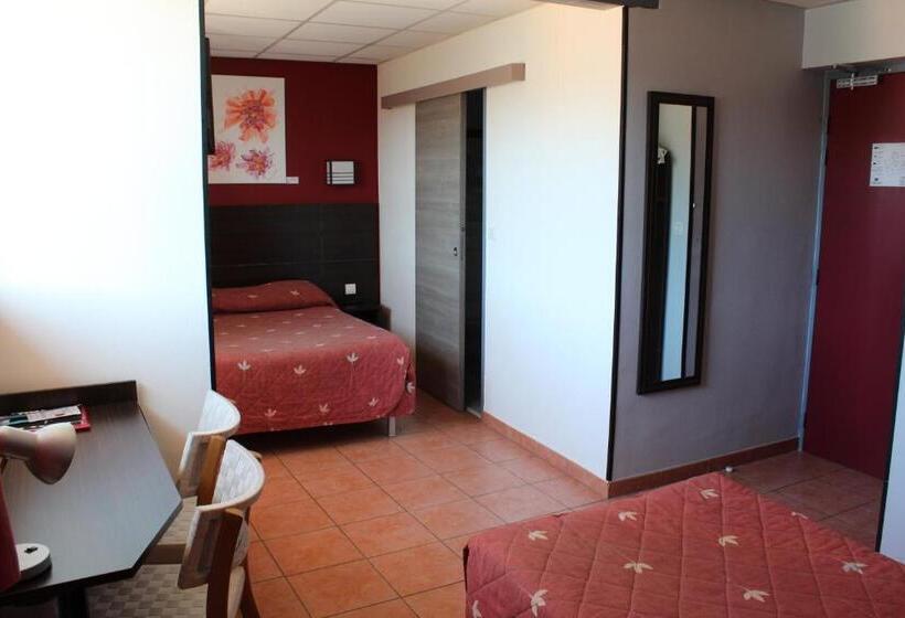 Standard Trippelrum, L Hacienda