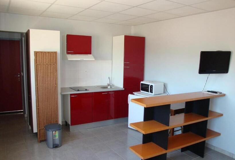 Standard Studio, L Hacienda