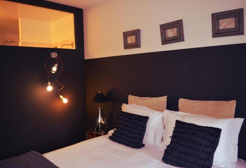 غرفة قياسية فردية سرير مزدوج, La Demeure