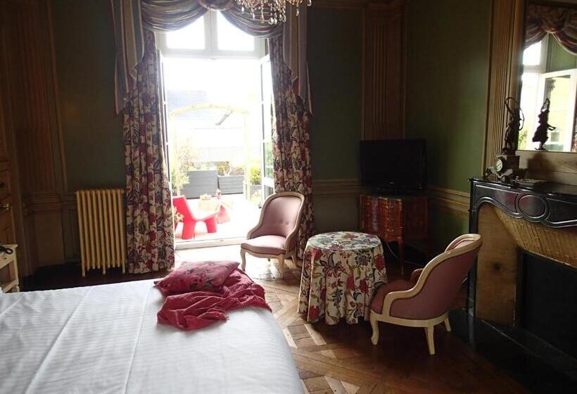 جناح, La Demeure