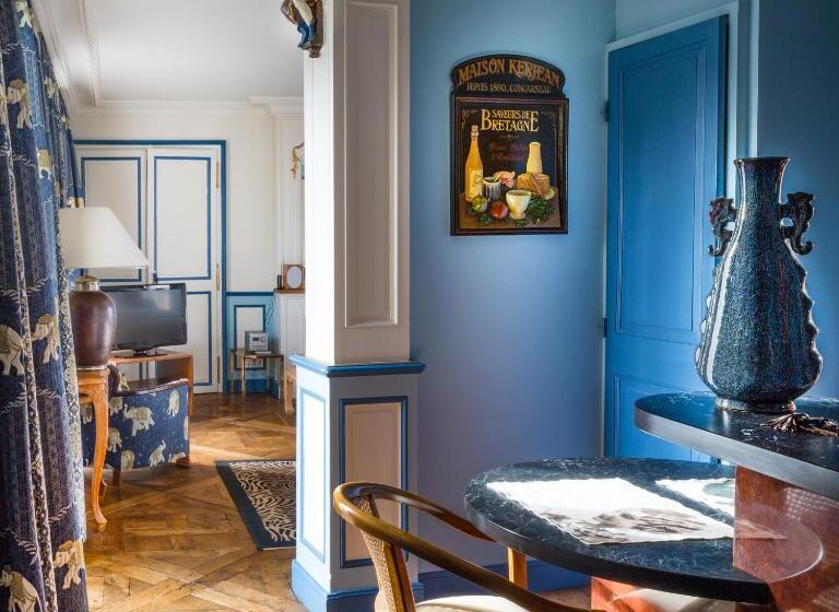 جناح, La Demeure