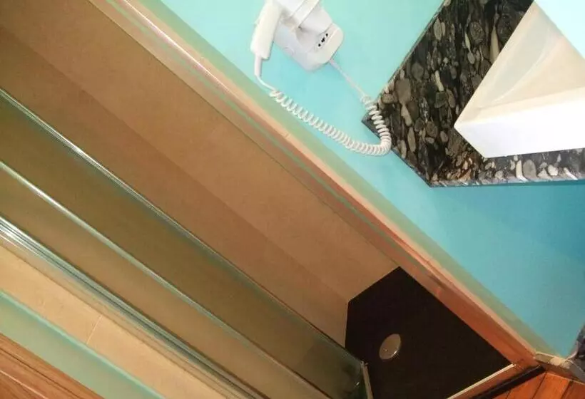 スタンダードシングルルーム, Logis Hotel La Diligence