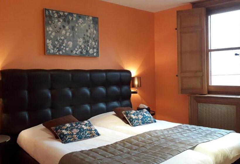 غرفة قياسية ثلاثية, Logis Hotel La Diligence