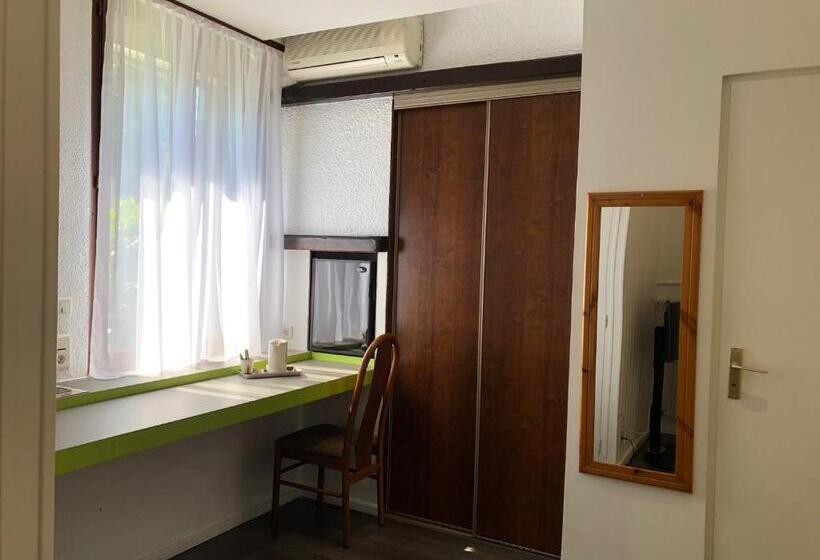 غرفة قياسية, Les Tilleuls Montbeliard Sud Audincourt