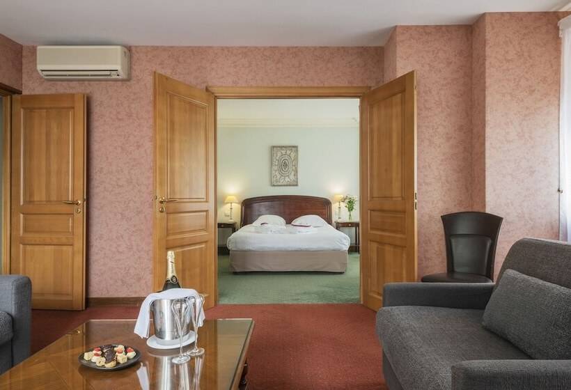 جناح, Domaine Du Limonay, The Originals Collection