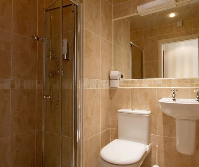 غرفة قياسية, Normanhurst