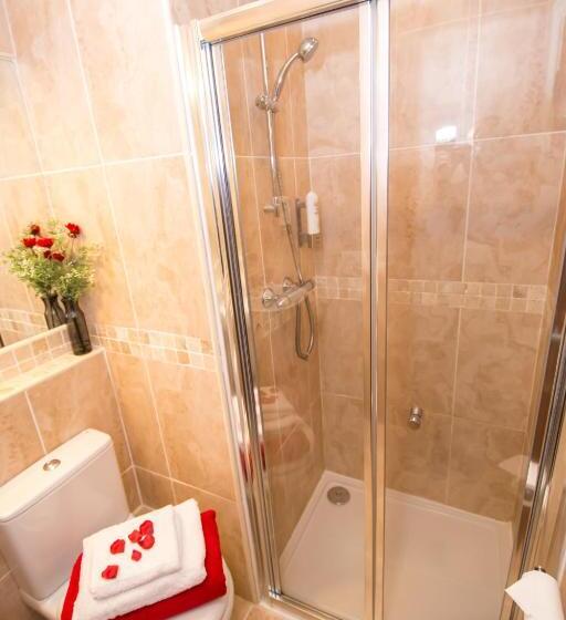 غرفة قياسية, Normanhurst