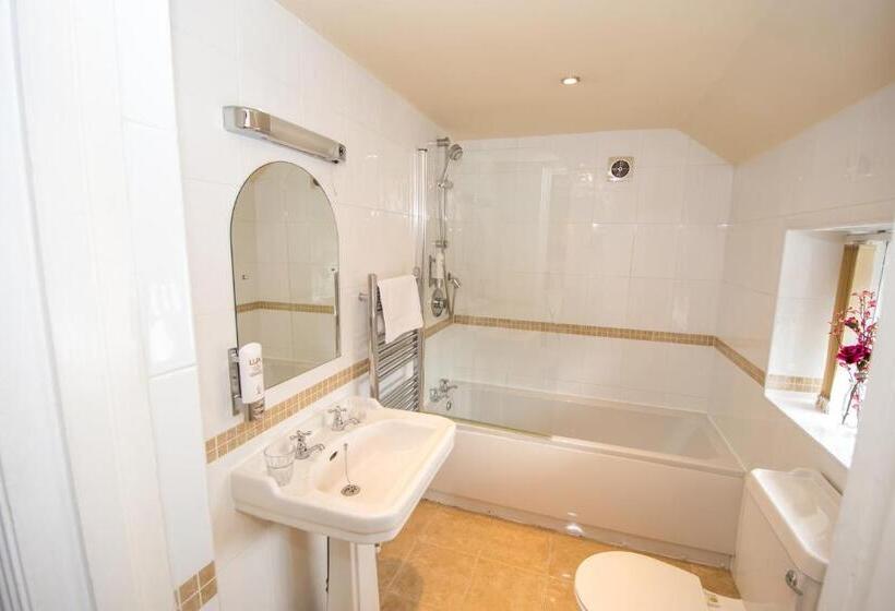 غرفة قياسية, Normanhurst