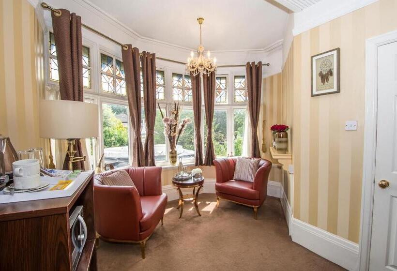 غرفة سوبيريور, Normanhurst