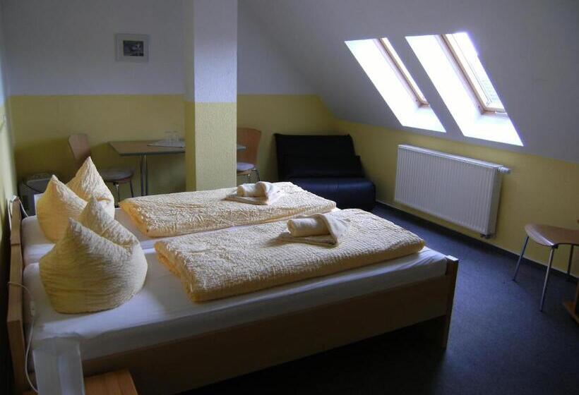 Номер Стандарт, Ratscafe ückeritz