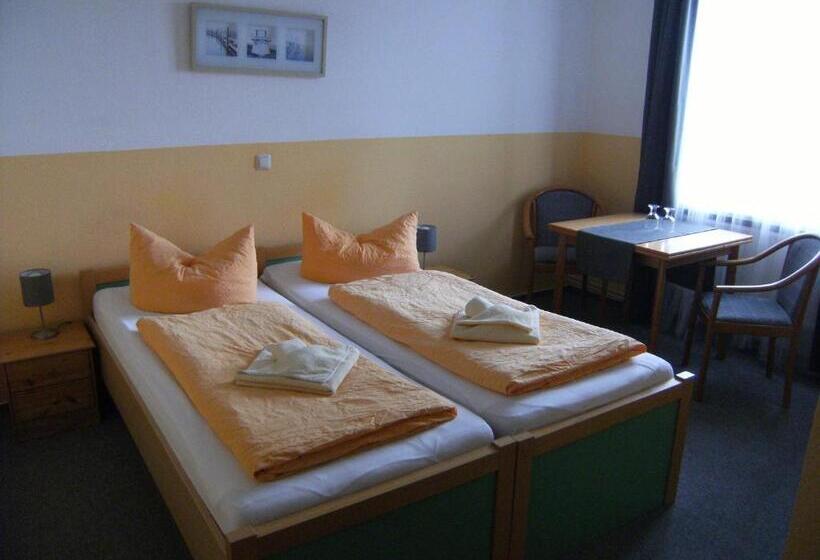 Номер Стандарт, Ratscafe ückeritz