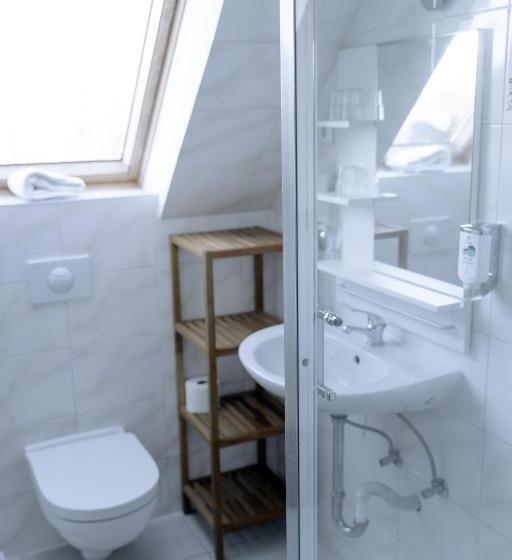 חדר סטנדרט לשלושה, Restaurant Nordlicht