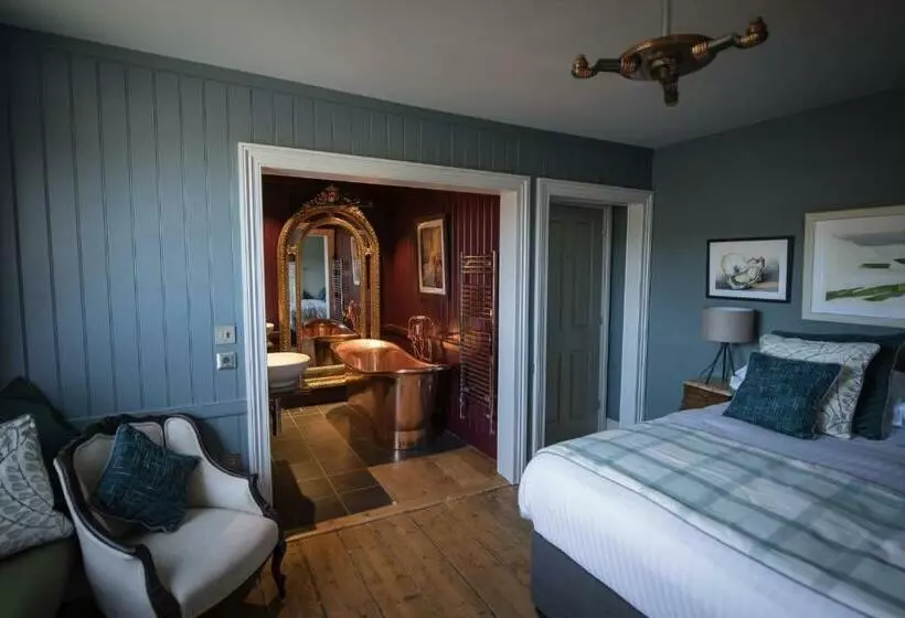 Deluxe Room, The Marquis Of Granby