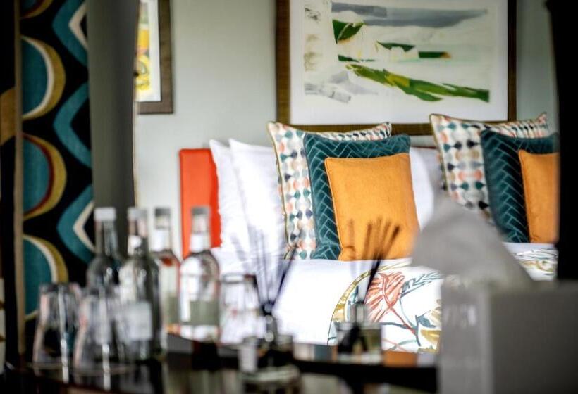 סוויטה, The Marquis Of Granby