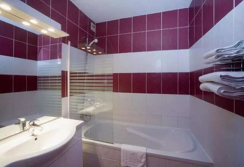اتاق استاندارد یک نفره, Tropic Hôtel