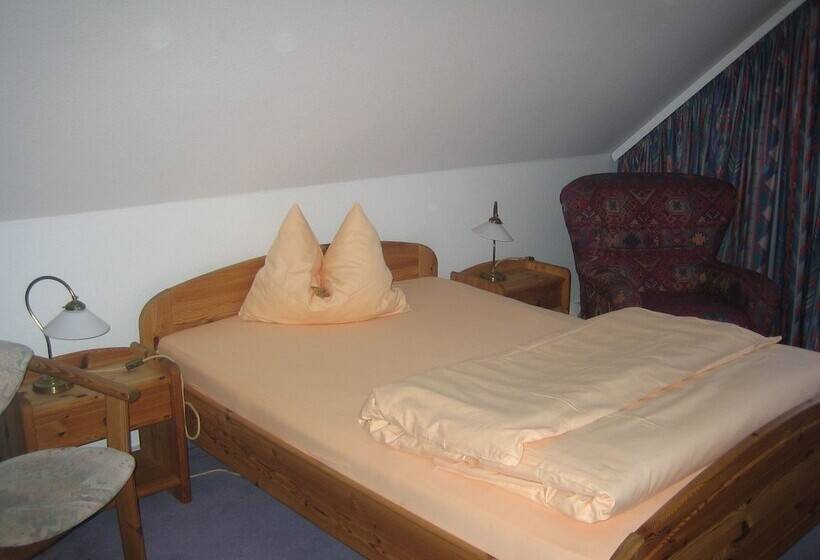 Номер Стандарт Индивидуальный, Neustädter Hof Hotel Garni