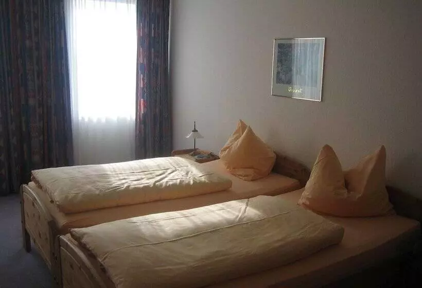 スタンダードルーム, Neustädter Hof Hotel Garni