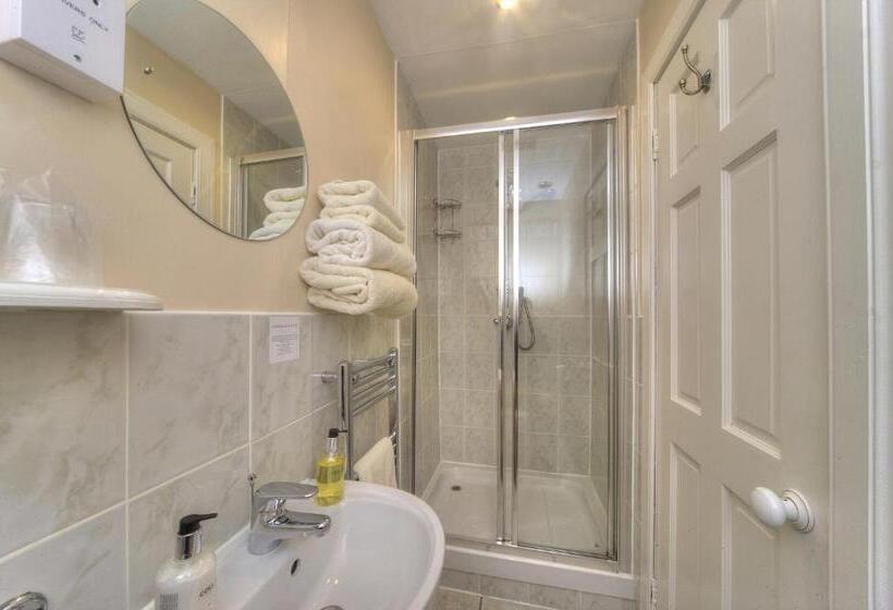 اتاق استاندارد, Knap Guest House