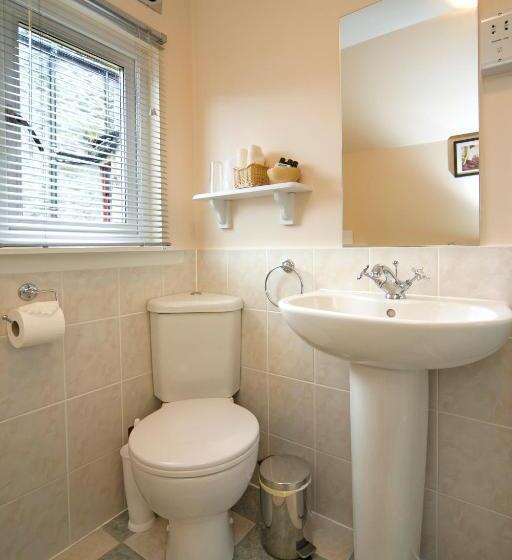 اتاق استاندارد, Knap Guest House