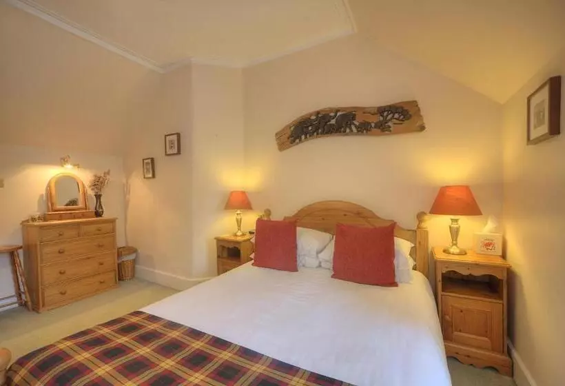 スーペリアールーム, Knap Guest House