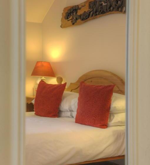 اتاق سوپریور, Knap Guest House