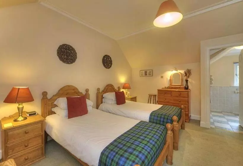 スタンダードルーム, Knap Guest House