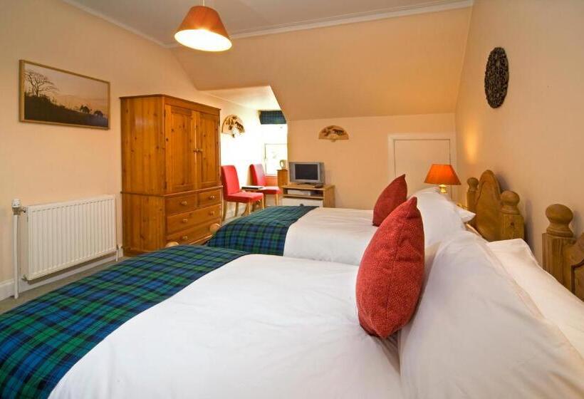 اتاق استاندارد, Knap Guest House