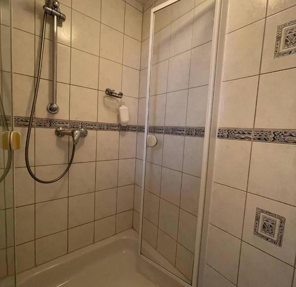 レイクビュースタンダードルーム, Villa Seebach