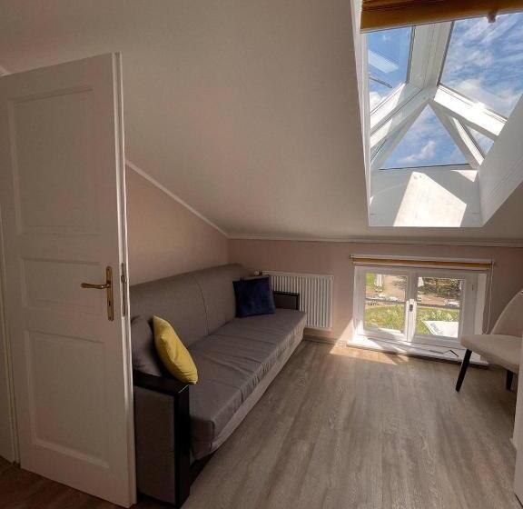 レイクビュースタンダードルーム, Villa Seebach