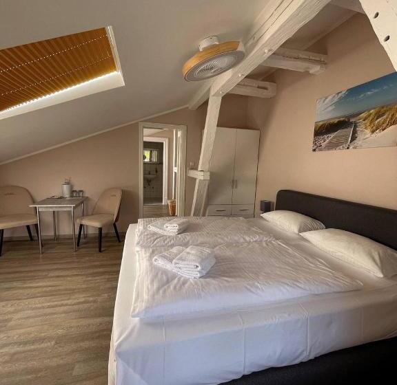 レイクビュースタンダードルーム, Villa Seebach