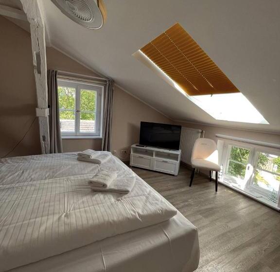 レイクビュースタンダードルーム, Villa Seebach