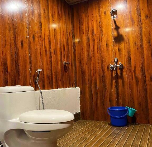 חדר דלוקס לשלושה, O Royal Tree Cafe And Resort